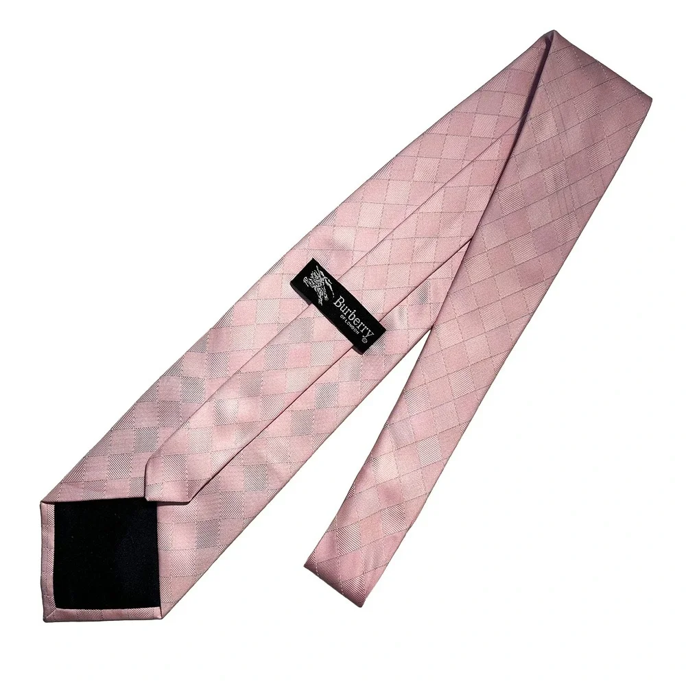 BURBERRY London Men's Checkered Neck Tie • 100% Silk •‎ two-tone pink
